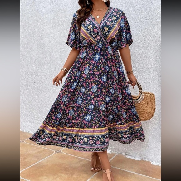 Boho floral print butterfly sleeve dress - Picture 2 of 5